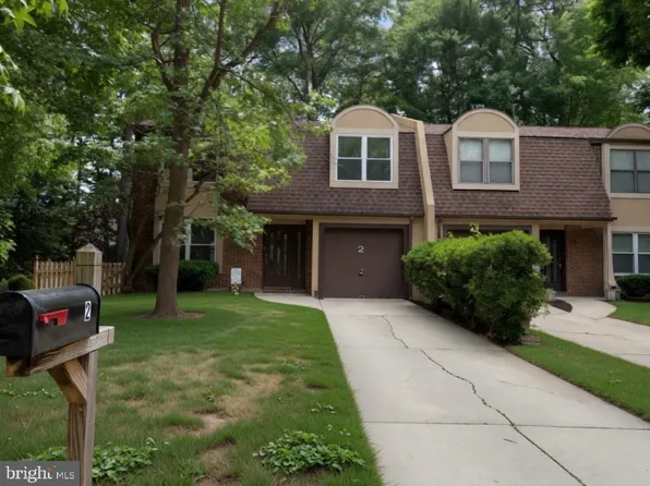 2 Goshawk Ct, Voorhees, NJ 08043