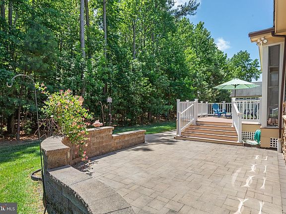 2nd image of 30977 Scissorbill Rd