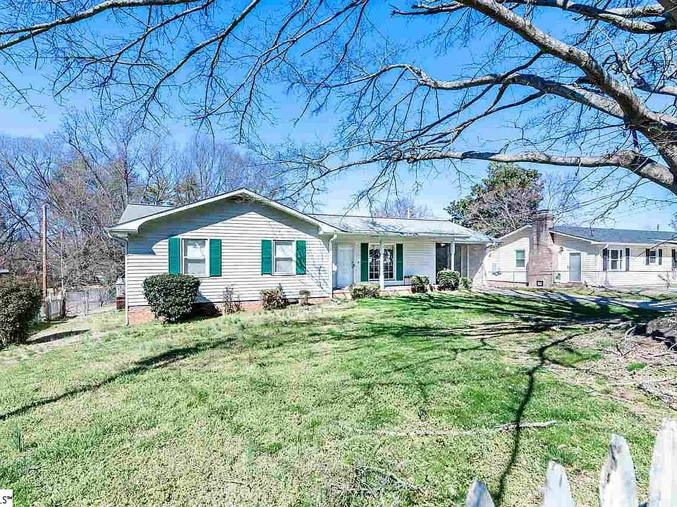 1st image of 106 Fleetwood Dr