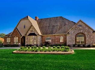 207 Somerset St, Bentonville, AR 72712