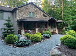 1140 Manor Hill Rd, Pocono Pines, PA 18350