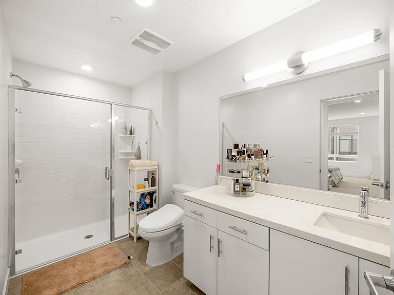 2402 Nolita — Photo 4