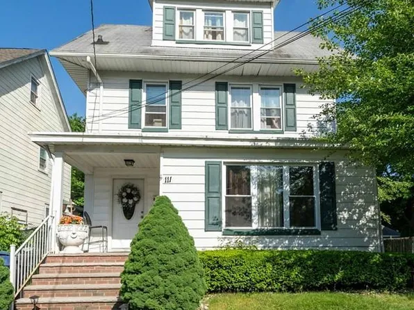 111 Ostego Pl, Englewood, NJ 07631