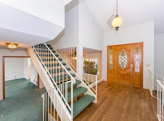 4th image of 2286 N Glenbrook Ave