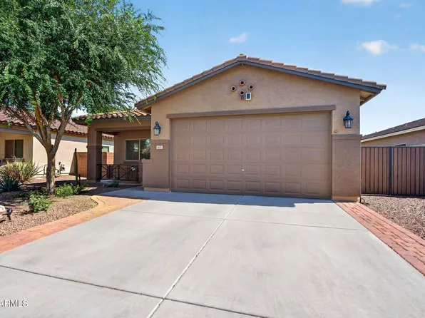 823 W Witt Ave, San Tan Valley, AZ 85140