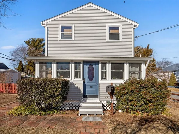 52 Greene Ave, Barrington, RI 02806