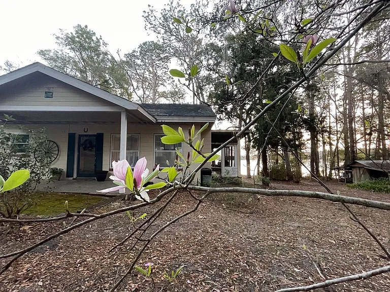 107 Cygnet Ln — Photo 4