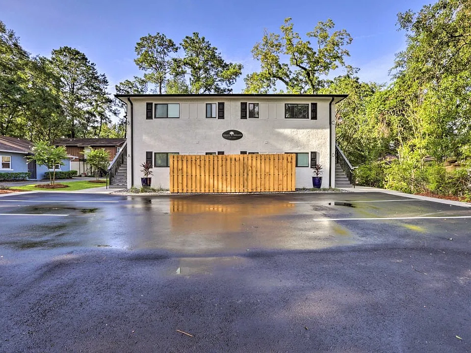 1501 Valley Rd #1