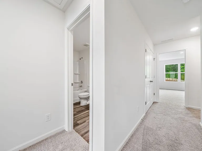 602 Jervis Way — Photo 24