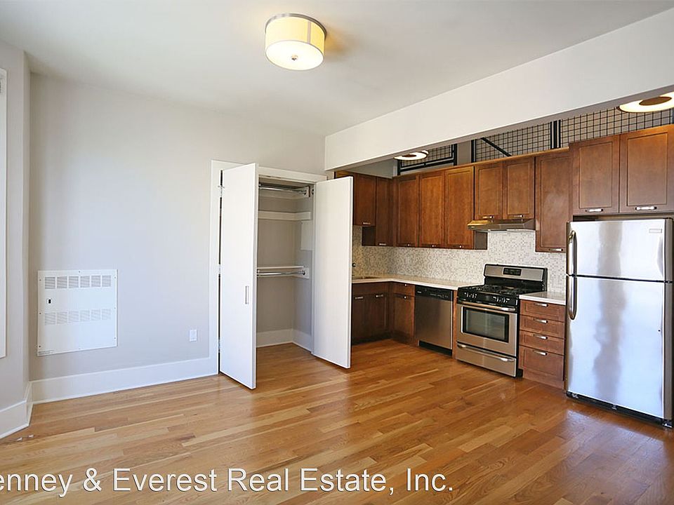 1st image of 493 Haight St #302
