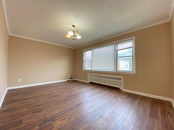 5th image of 415 McClean Ave #A