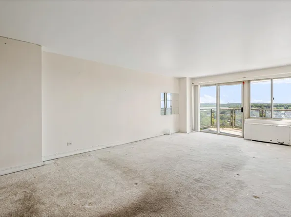 18-15 215th Street image 10 of 30