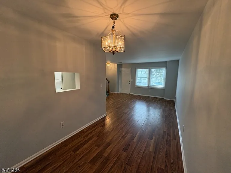 646 Faulkner Dr — Photo 6