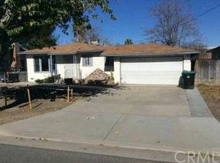 844 E Johnston Ave, Hemet, CA 92543