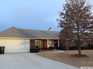 103 Tree Bark Trl, Hazel Green, AL 35750
