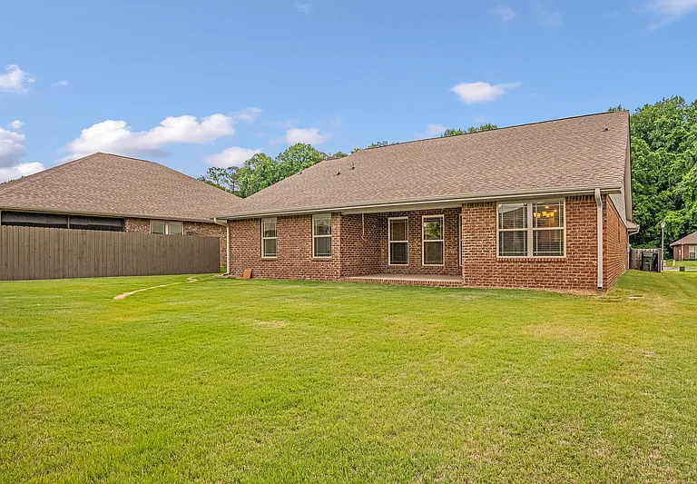 128 Willow Tree Dr — Photo 31
