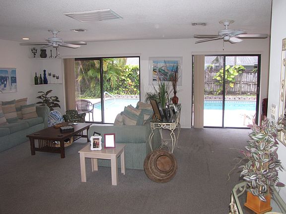 5th image of 10450 SW 50th Pl