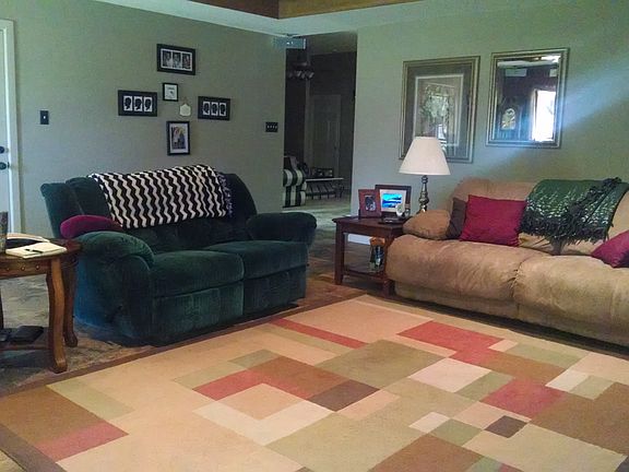 2nd living room/den