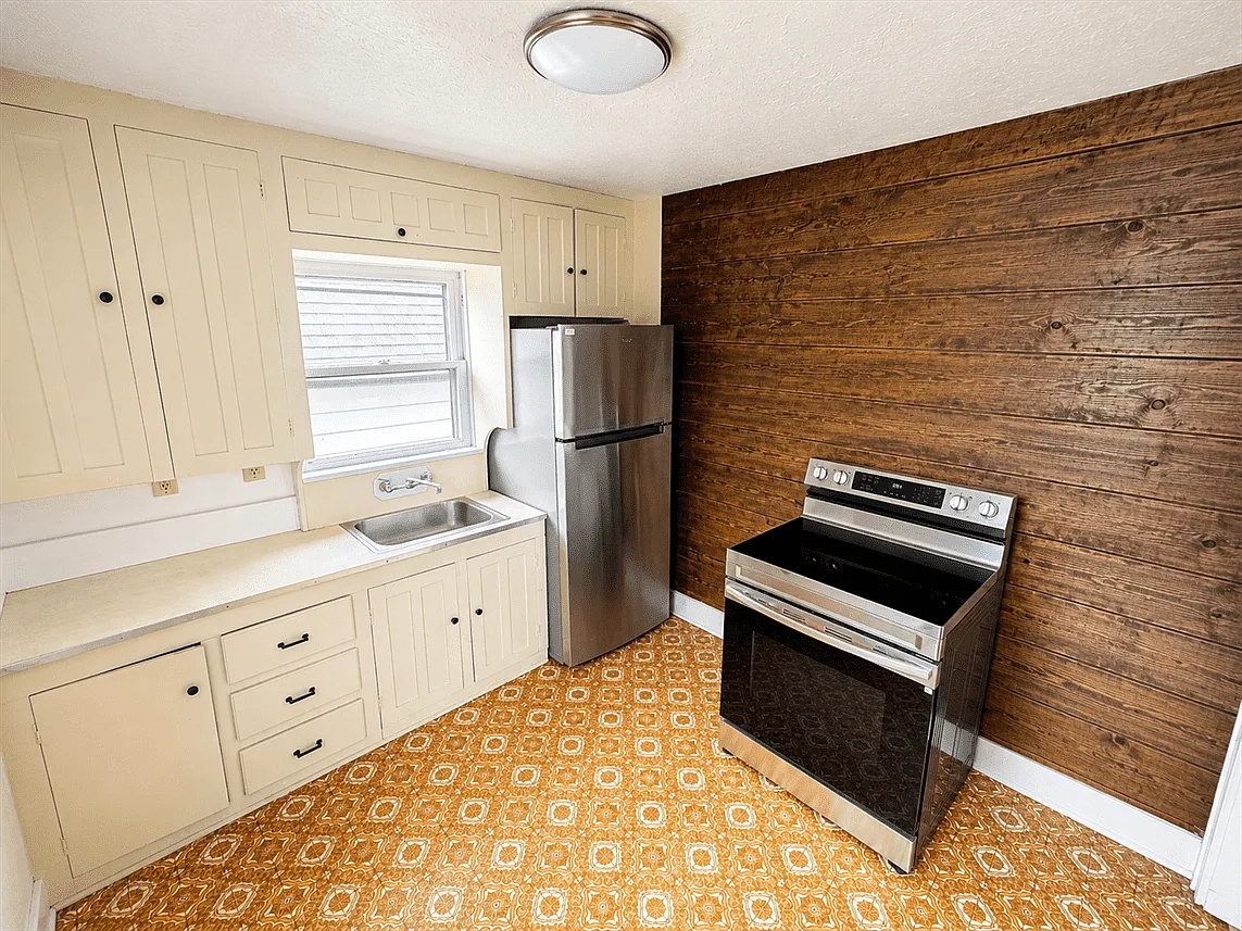 1 bed, 660 sqft, $700 — Photo 3