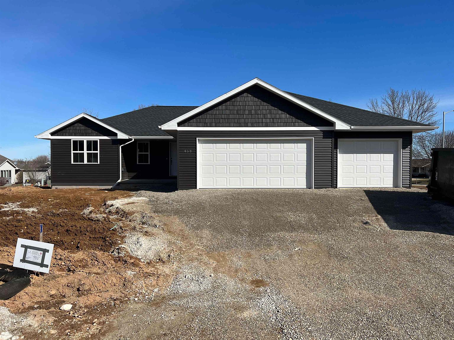 453 McDougal Cir, Oconto Falls, WI 54154 Zillow