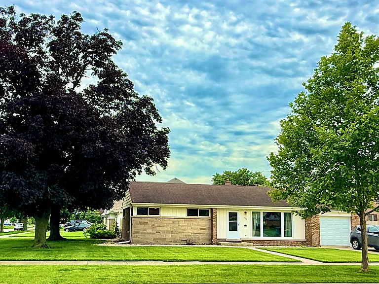 360 W Fremont Ave — Photo 13