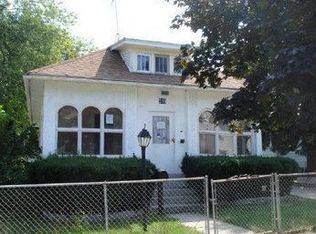 519 N View St, Aurora, IL 60506