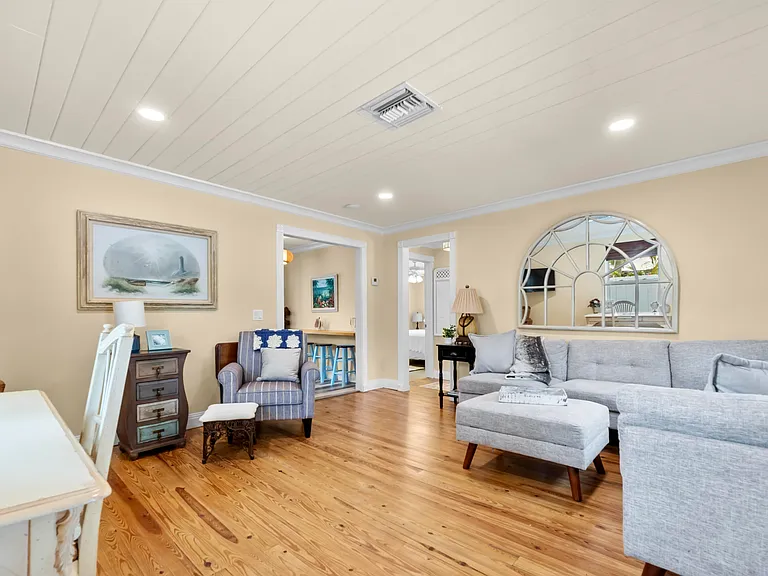 2396 Easy St #A — Photo 4