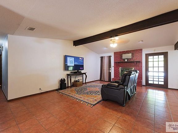 4th image of 1713 Apple Ct