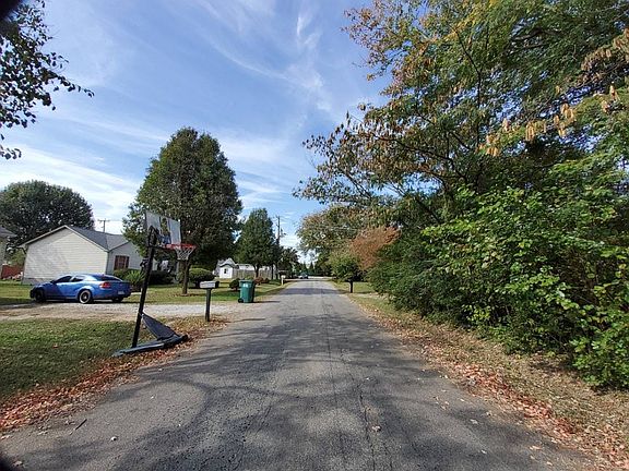 5th image of 4310 4th St