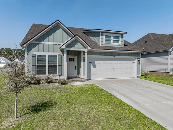 105 Turtle Cove Ln, Tifton, GA 31794