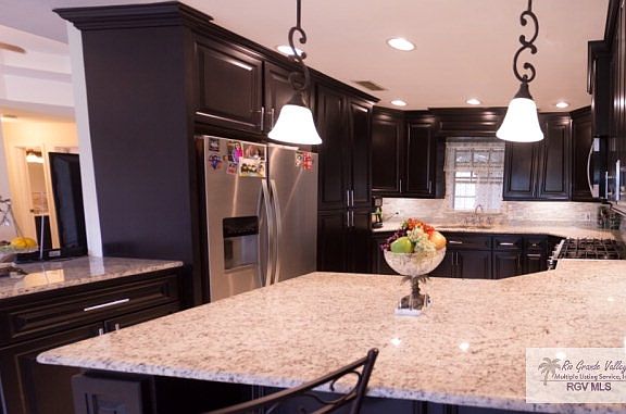 5th image of 4215 Scenic Ln