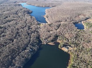 131 Sheridan Rd, Hawley, PA 18428