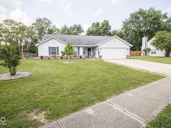 2nd image of 5123 Pine Hill Dr