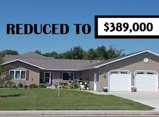 101 Caribou Ct SE, Devils Lake, ND 58301