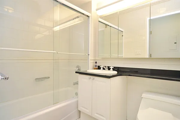 Rented by Corcoran | media 15