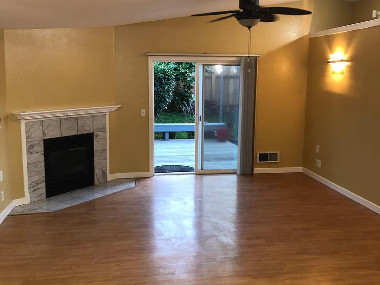 7203 NE 14th Ct — Photo 9