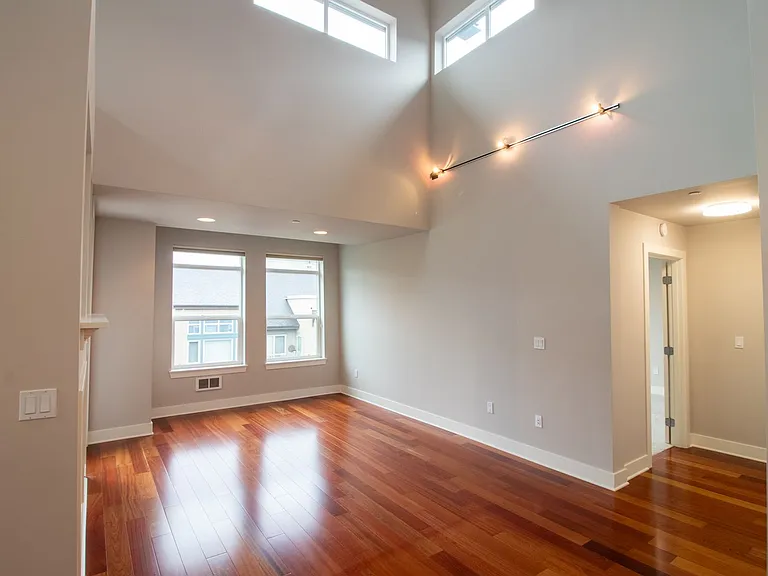 7800 SE 27th St #504 — Photo 8