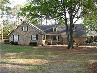 1st image of 3 Country Squire Dr