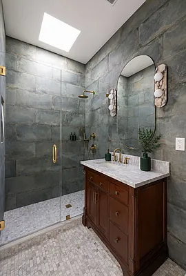 Bathroom, photo 1