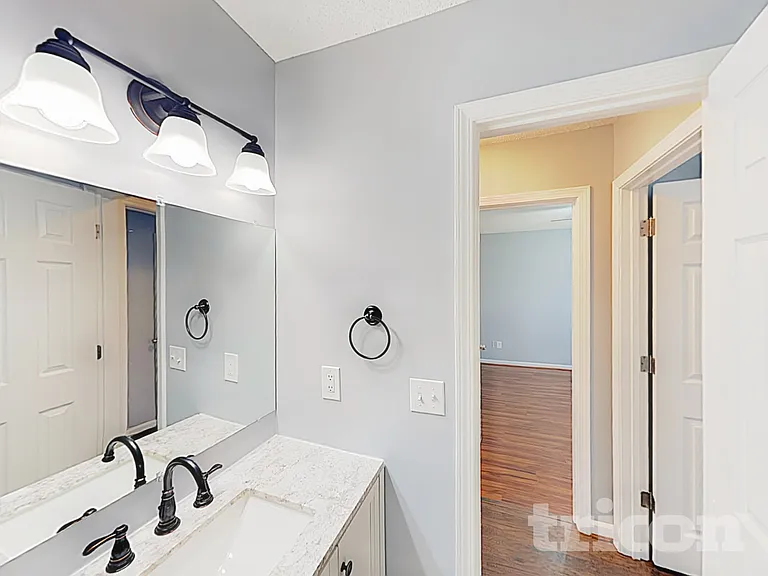 430 Forest Grove Cir — Photo 15