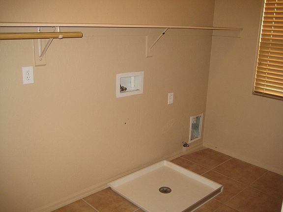 5th image of 21 Gentilly Lace Ave