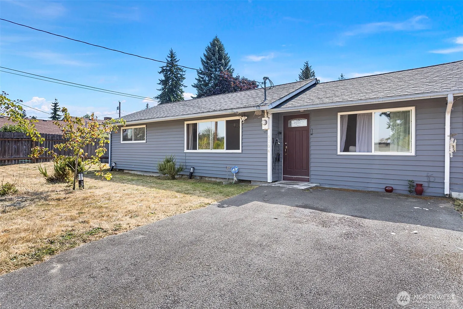 6204 224 Street SW photo 1