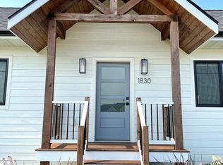 1830 22nd St S, Brookings, SD 57006