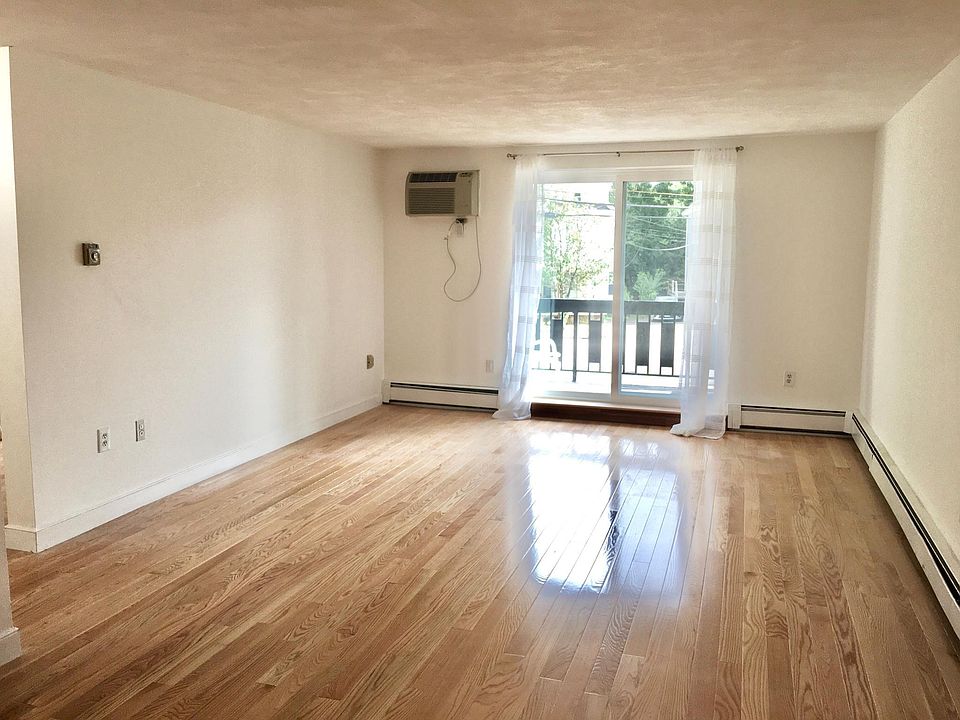 Living area empty after install of new hardwood floors