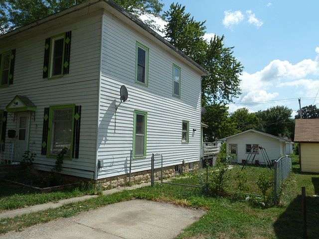 2nd image of 1405 Otley Ave