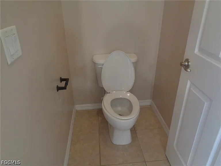 2463 Nature Pointe Loop — Photo 25