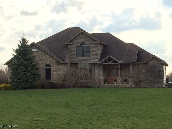 2nd image of 3186 Pioneer Way Dr