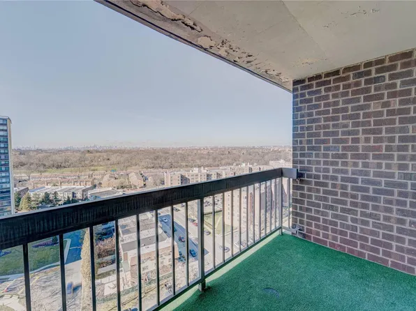 2 Bay Club Drive #18W, Bayside, NY 11360