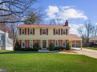 9078 Brook Ford Rd, Burke, VA 22015