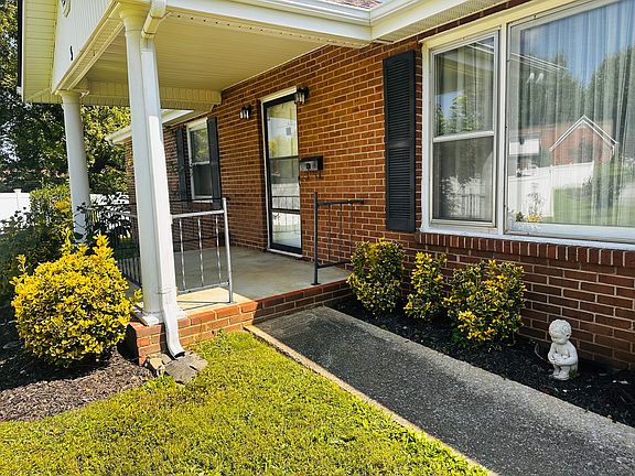4th image of 3 Fairfield Ct